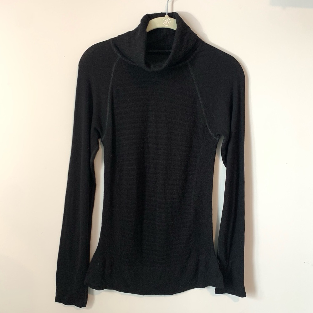 Athleta Black Devotion Wool Turtleneck Lightweight Classic | Long Sleeve
